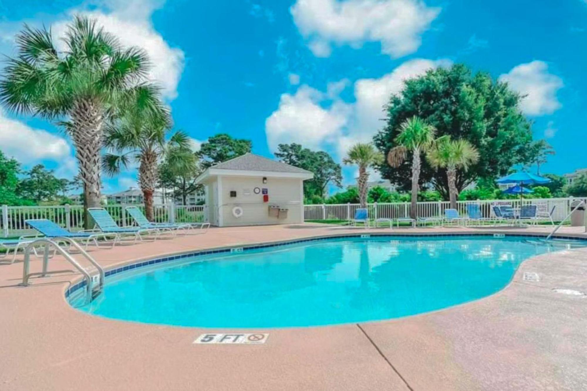 Southern Luster Condos Myrtle Beach Room photo