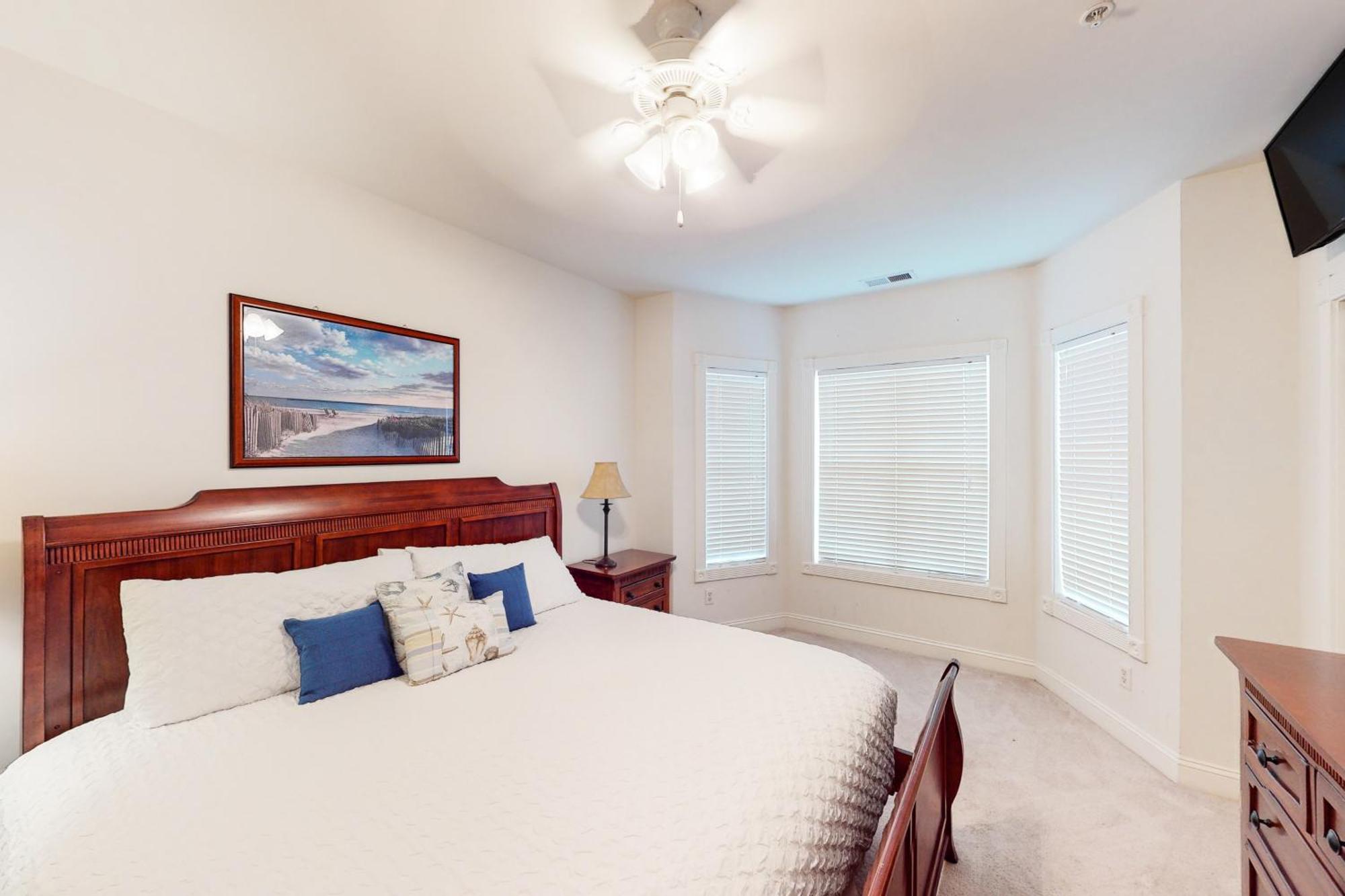 Southern Luster Condos Myrtle Beach Room photo